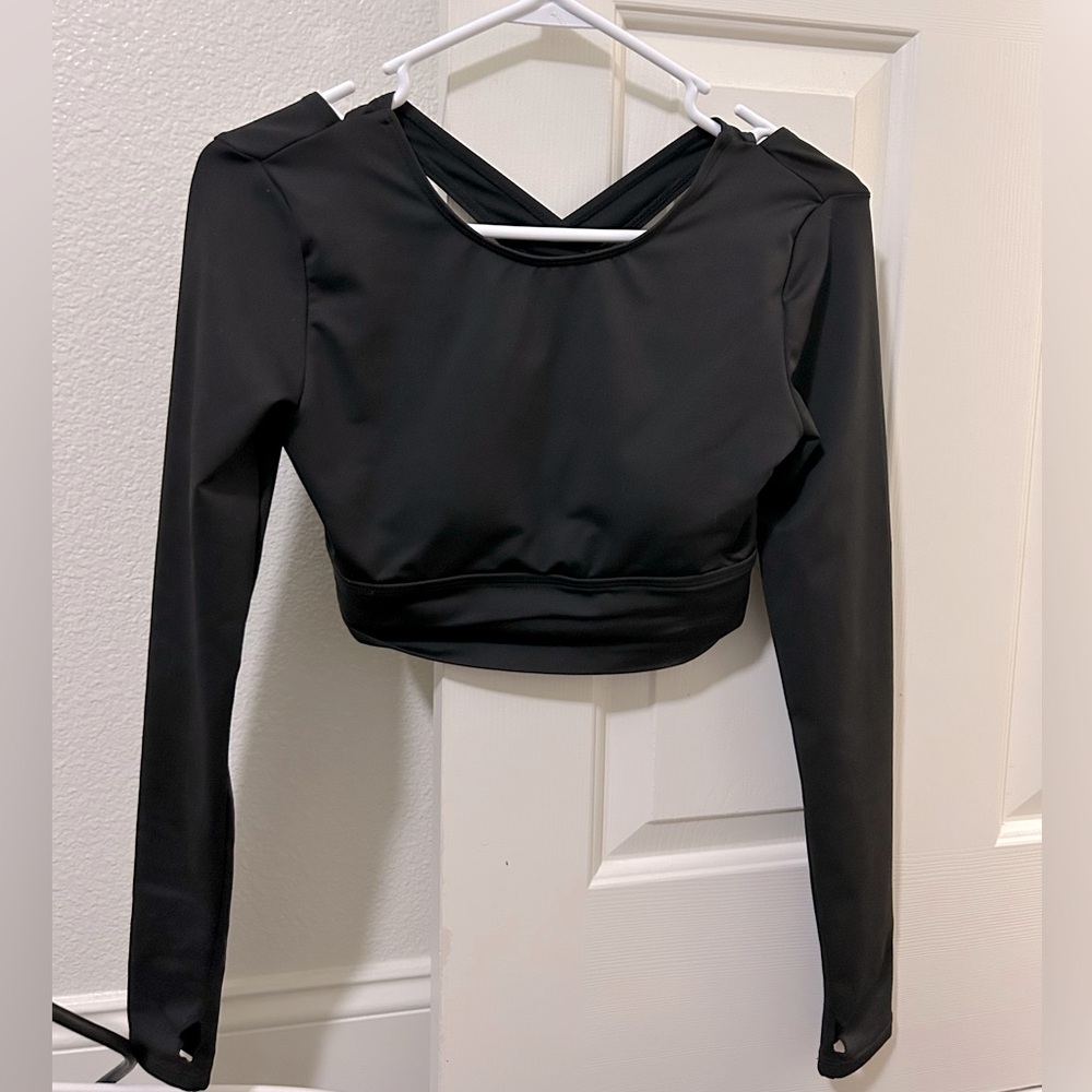 Activewear cropped top